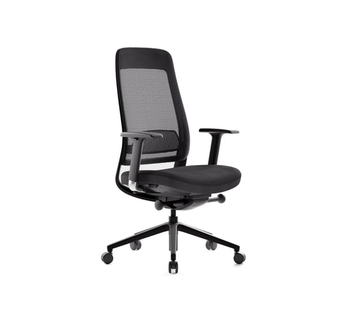 SitLab Frankie ergonomic office chair — 4D Armrests, three-quarter front view